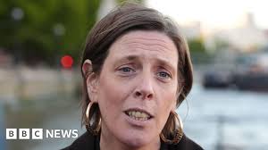 Jess Phillips among four ministers quitting as Starmer fights revolt