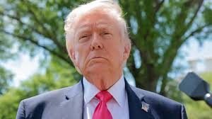 Trump says he’ll ‘remember’ companies that don’t seek tariff refunds after court voids levies