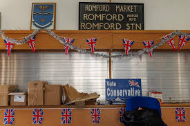 Reform gains reshape early UK election results as Labour and Tories lose ground