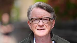 Deuxième lot de documents sur Mandelson reporté après la suspension