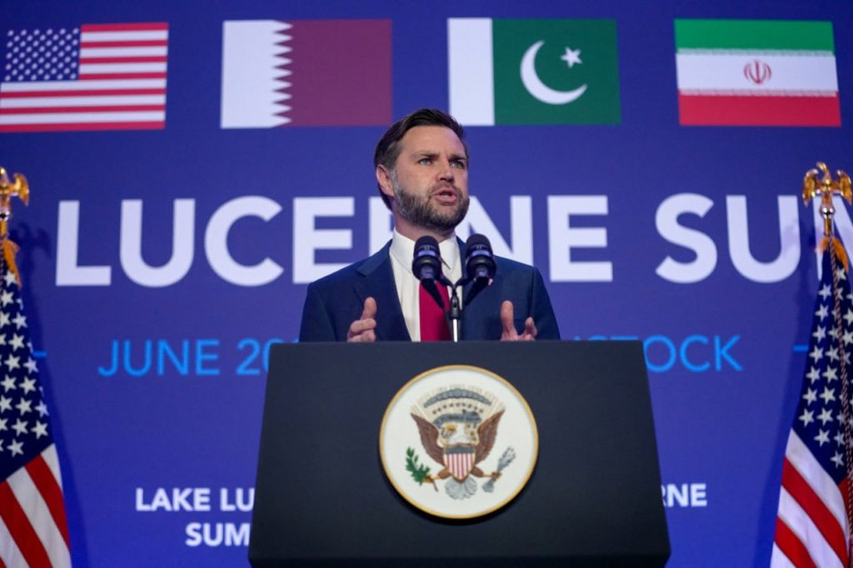 Vance dit que les pourparlers États-Unis–Iran ont fait « de grands progrès » en Suisse