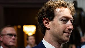 Cinq éditeurs et Scott Turow poursuivent Meta et Zuckerberg